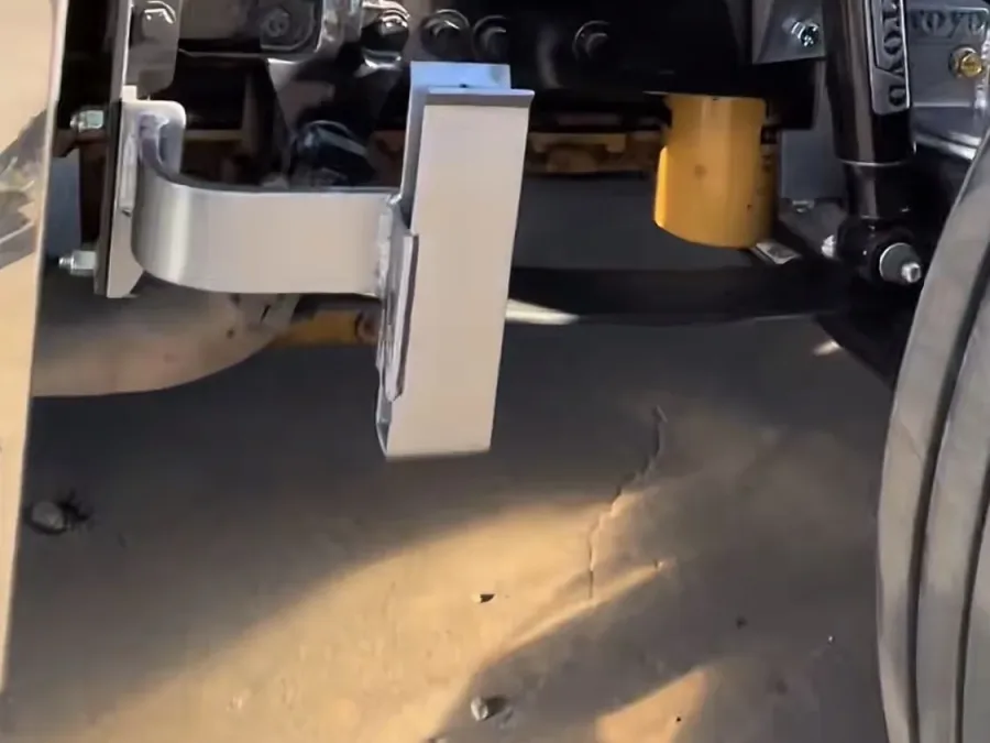 Peterbilt 379 Hood Guide Brackets