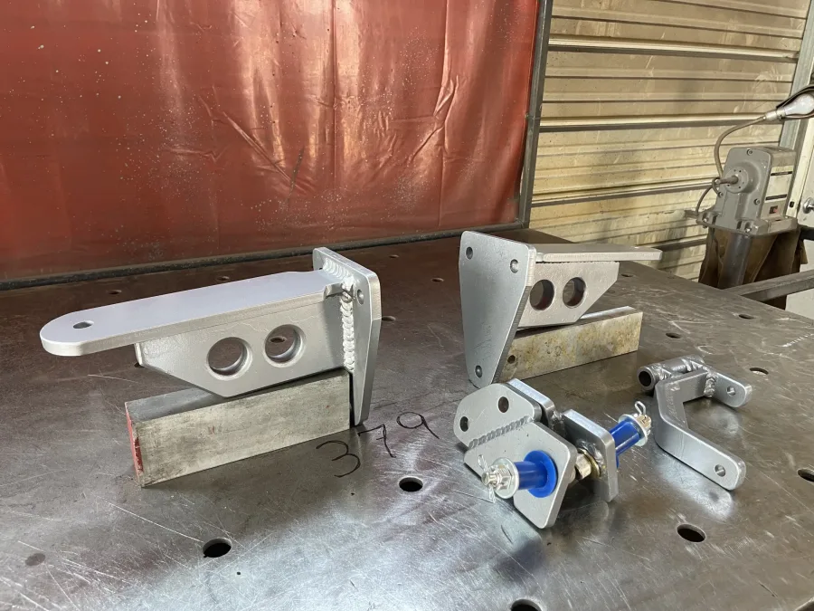 Peterbilt 379 2.5 Inch Body Drop Kit